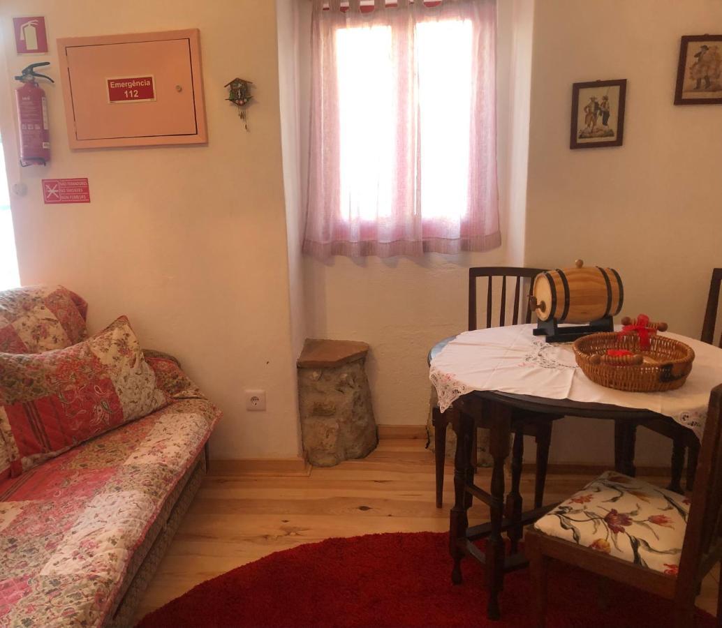 Casal Dos Carpinteiros - Carpenters Couple Villa Silveira  Екстериор снимка